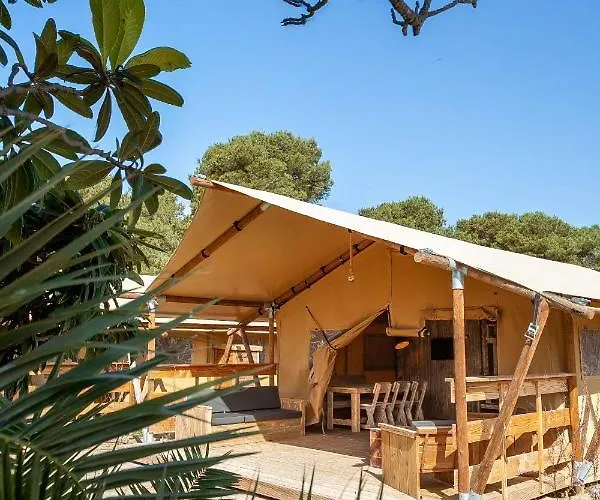 Campsite Holacamp Garrofer 2*