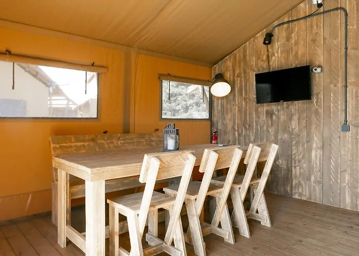 Camping Holacamp Garrofer Sitges