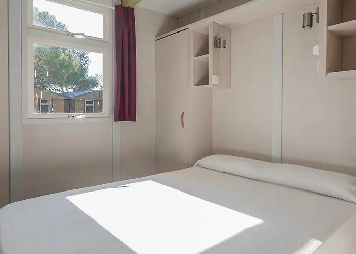 Campsite Holacamp Garrofer 2*