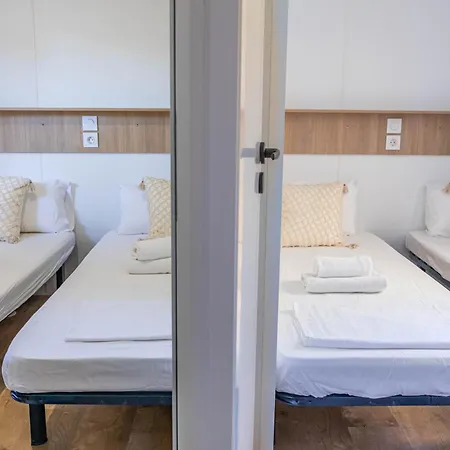 Holacamp Garrofer Кемпинг Сиджес