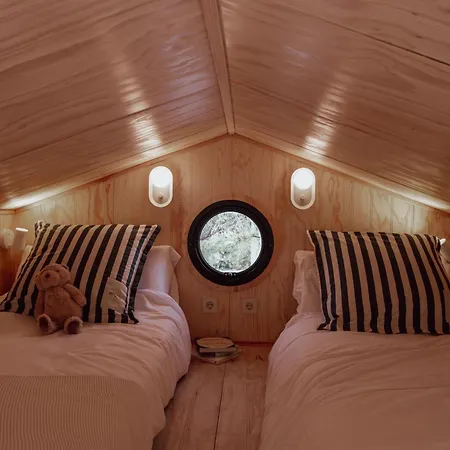 Holacamp Garrofer 2*