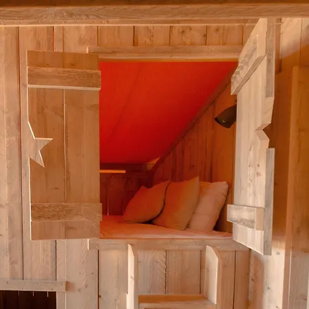 Кемпинг Holacamp Garrofer 2*