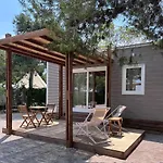 אתר קמפינג Holacamp Garrofer 2*