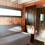 אתר קמפינג Holacamp Garrofer