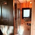 אתר קמפינג Holacamp Garrofer 2*