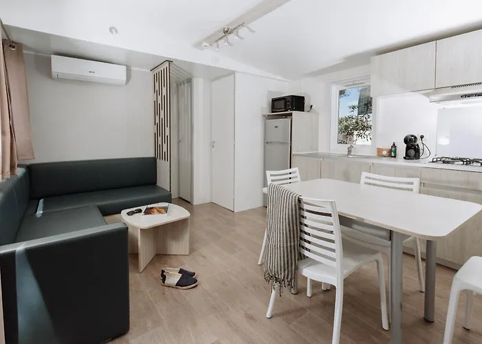 Camping Holacamp Garrofer Sitges